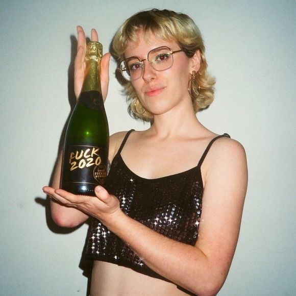 Meet your Posher, Anya - Picture 1 of 1